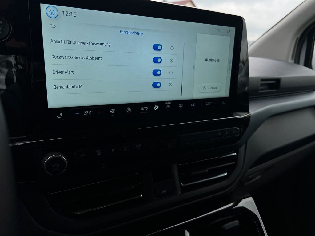 Ford Tourneo Custom 2025