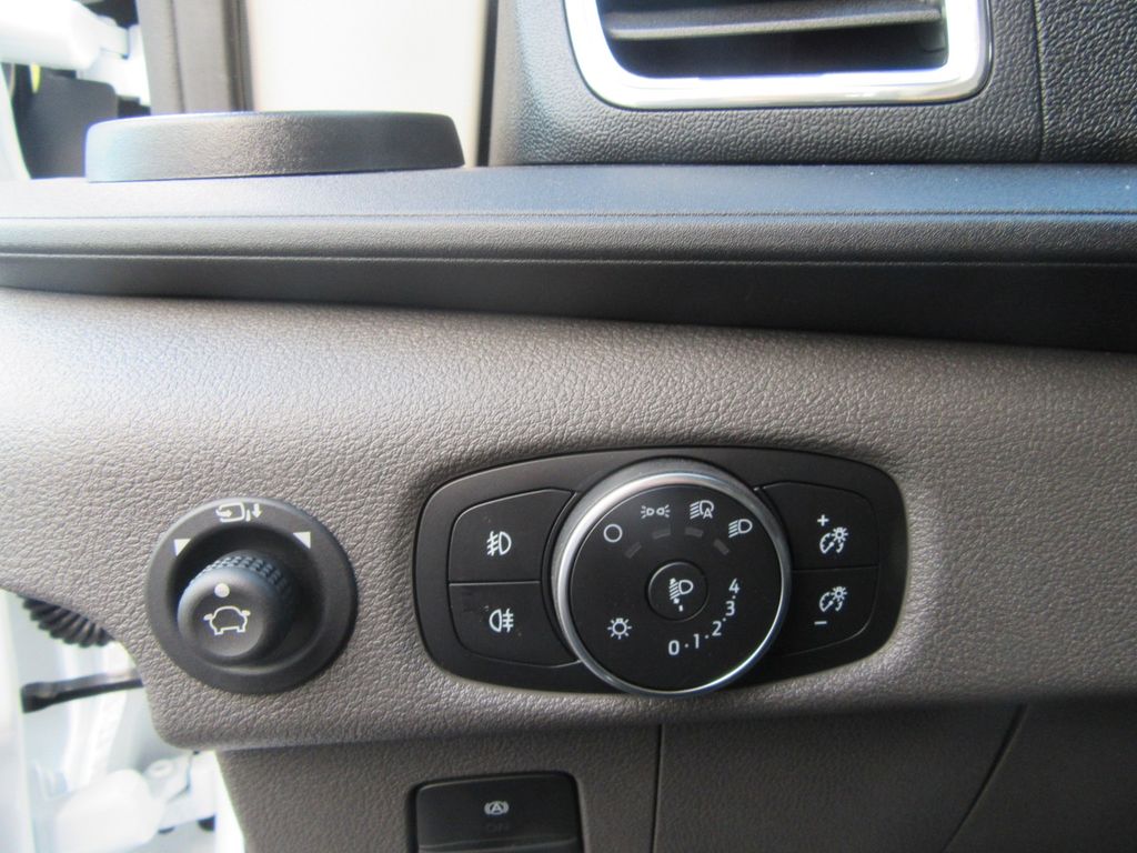 Ford Transit 2025