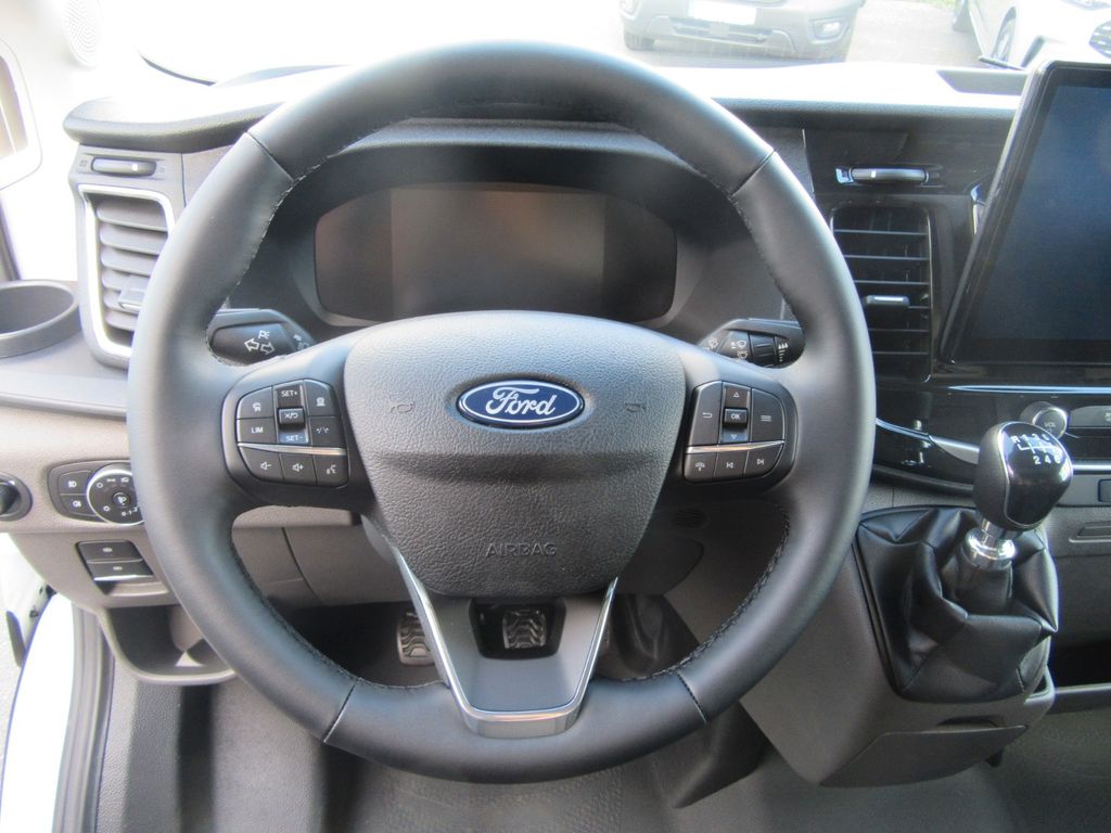 Ford Transit 2025