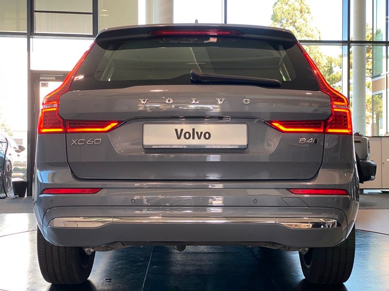 Volvo XC60 2022