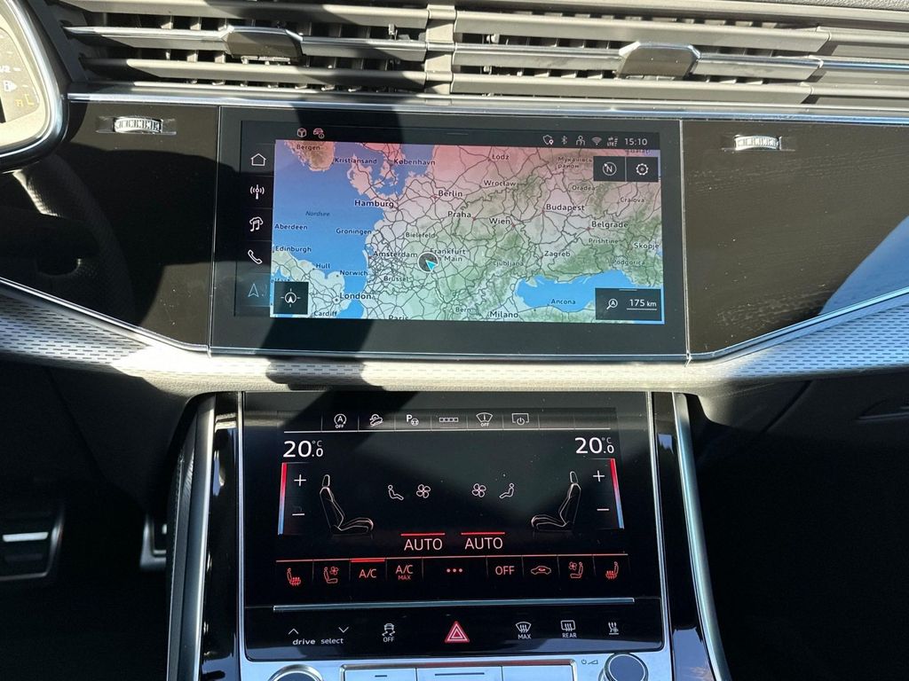 Audi Q8 2025