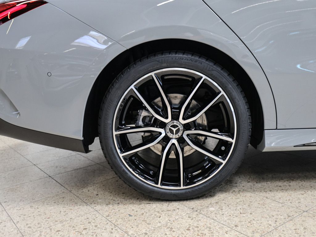 Mercedes-Benz CLA 220 2025