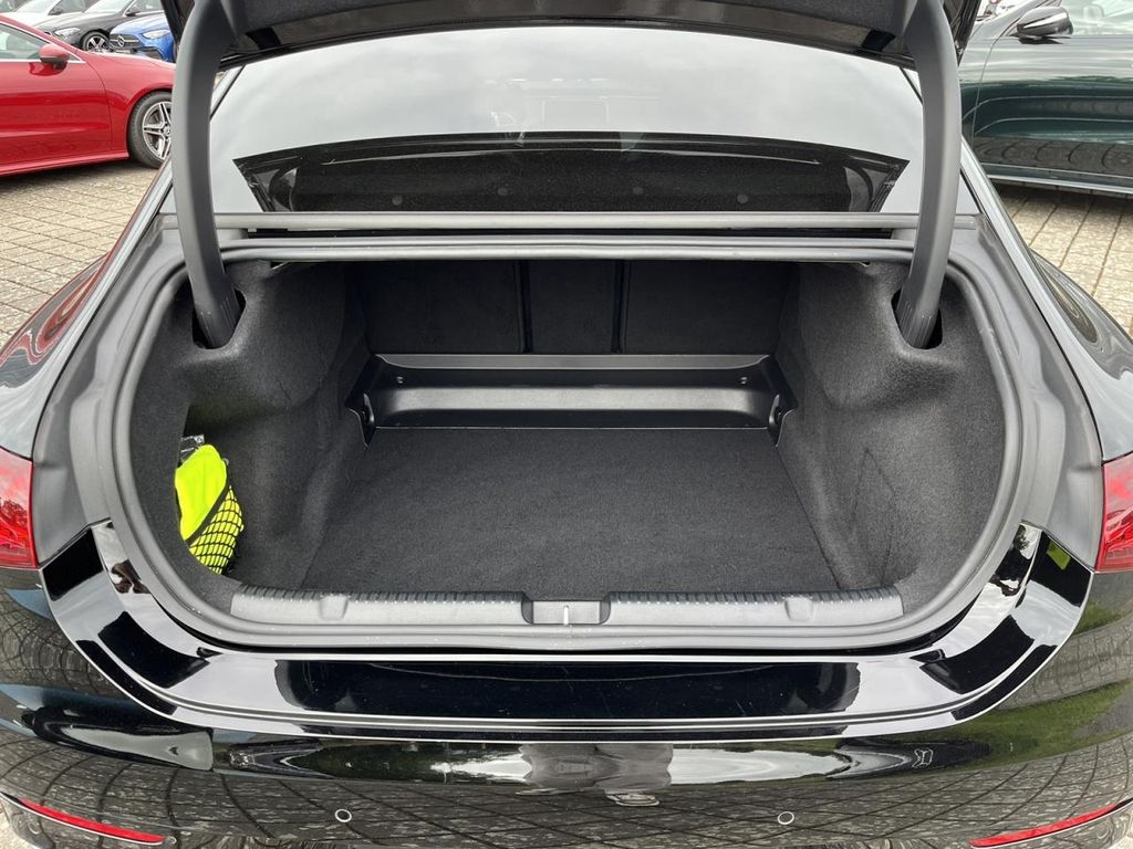 Mercedes-Benz EQE 2022