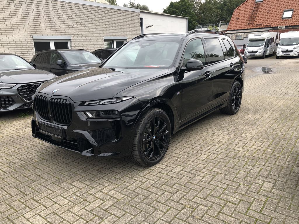 BMW X7 2025