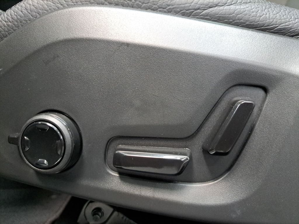 Volvo XC60 2022