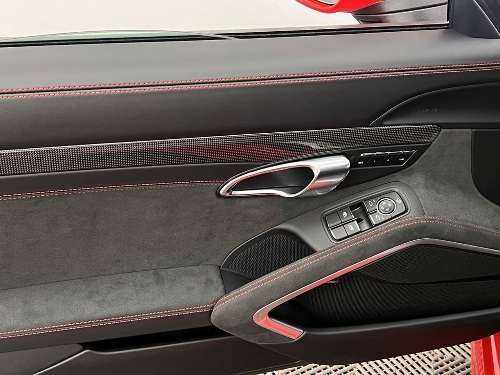 Porsche Boxster 2024