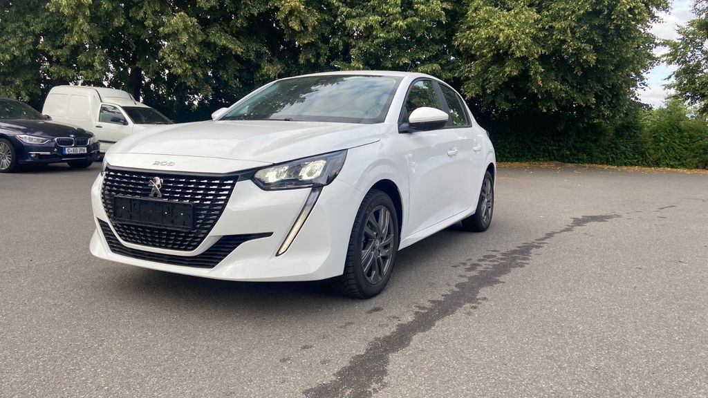 Peugeot 208 2021