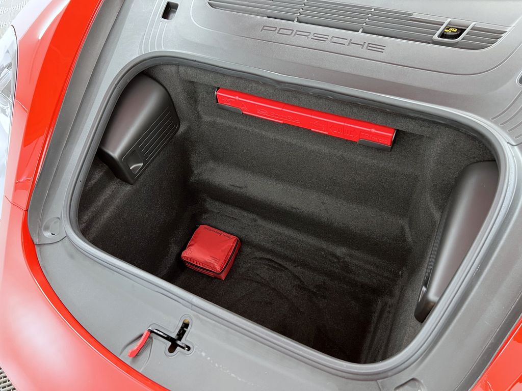 Porsche Boxster 2024