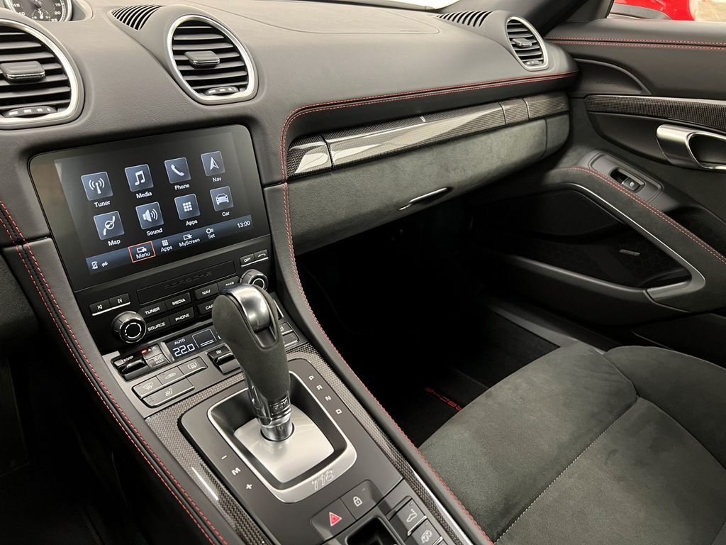 Porsche Boxster 2024