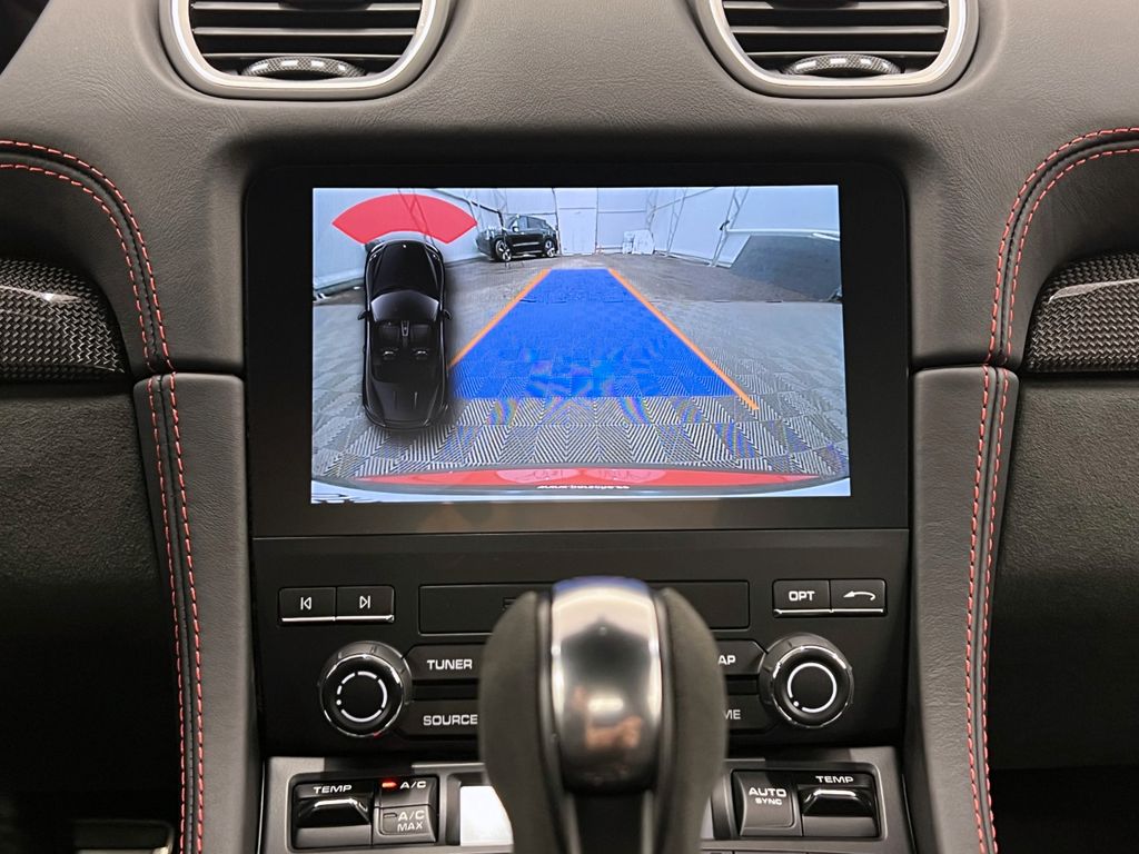 Porsche Boxster 2024