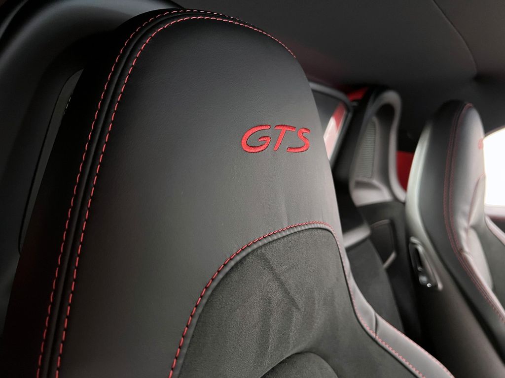 Porsche Boxster 2024