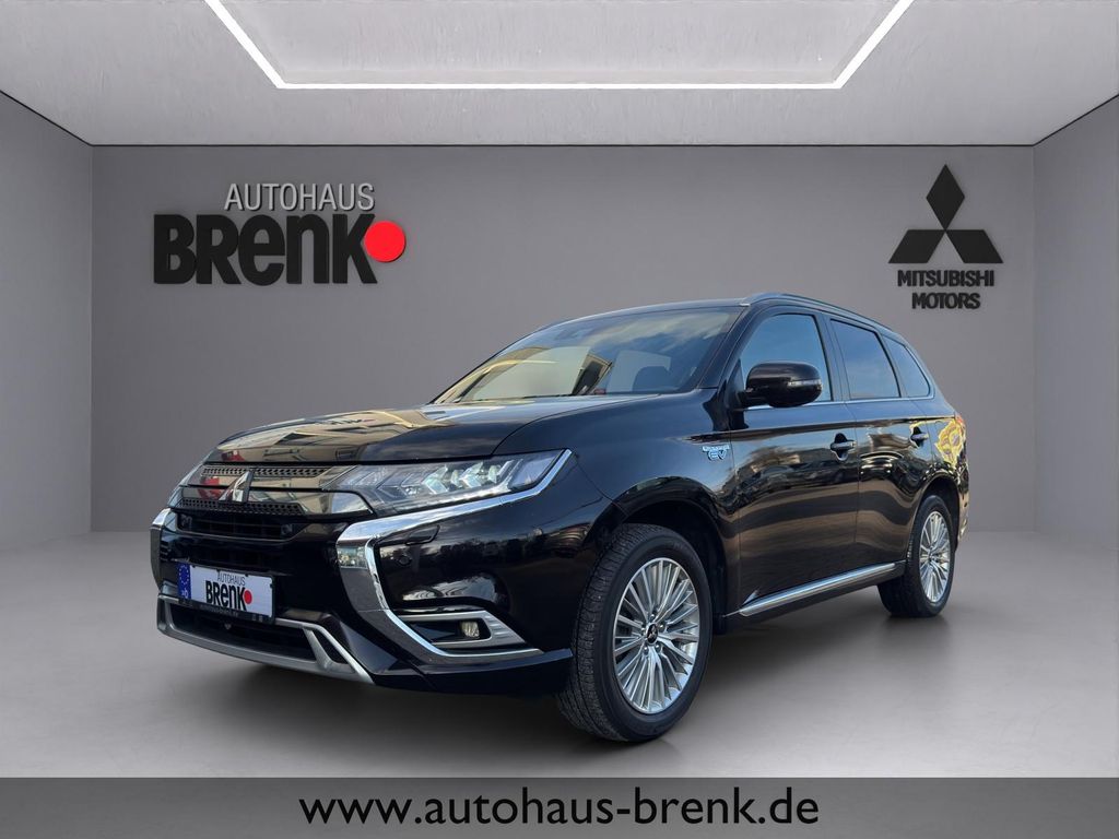 Mitsubishi Plug-in Hybrid Outlander 2021