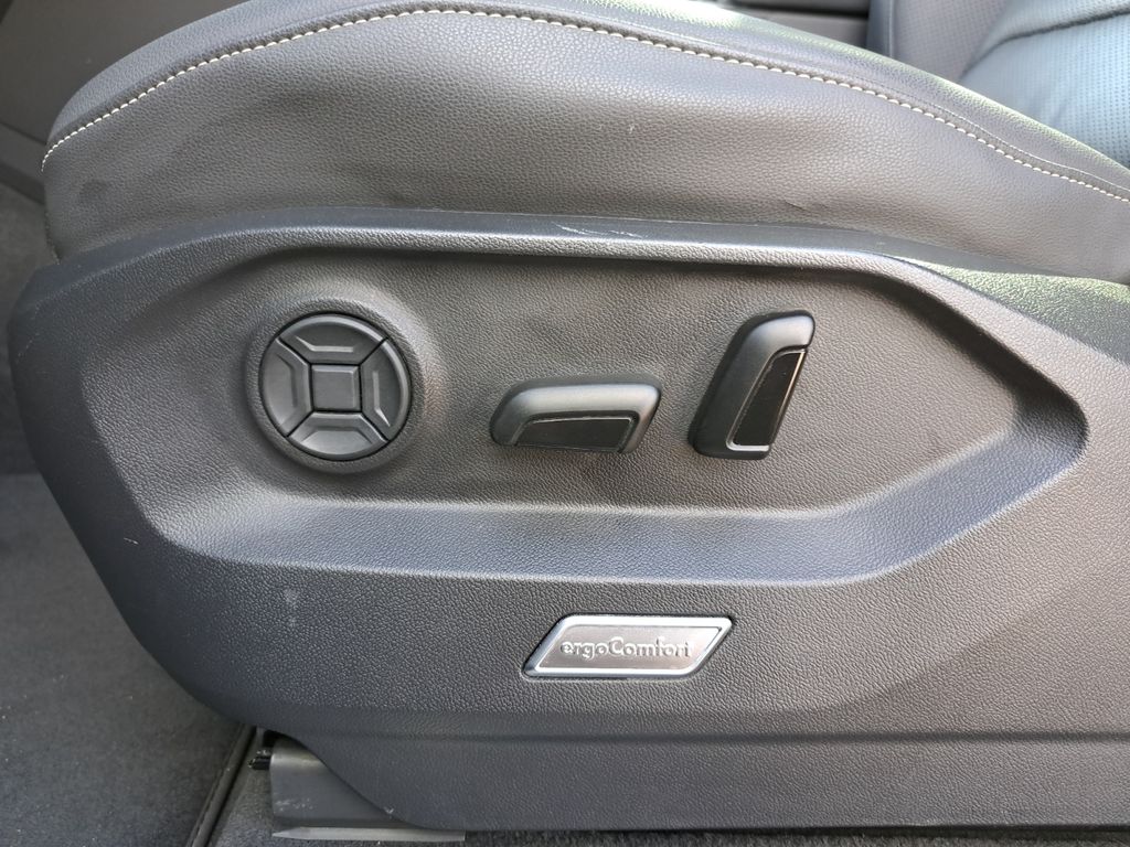 Volkswagen Touareg 2021