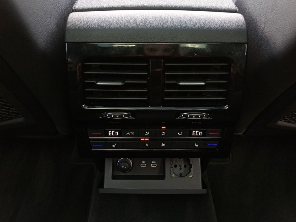 Volkswagen Touareg 2021