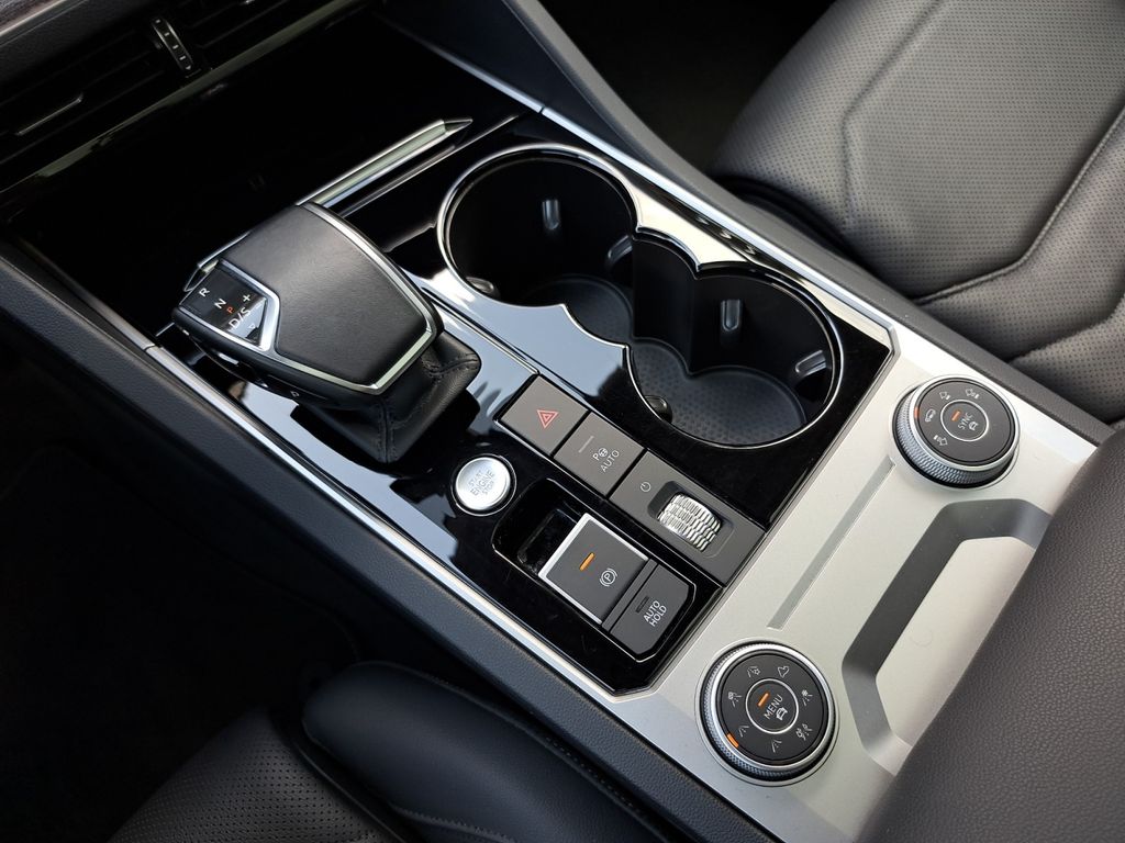 Volkswagen Touareg 2021