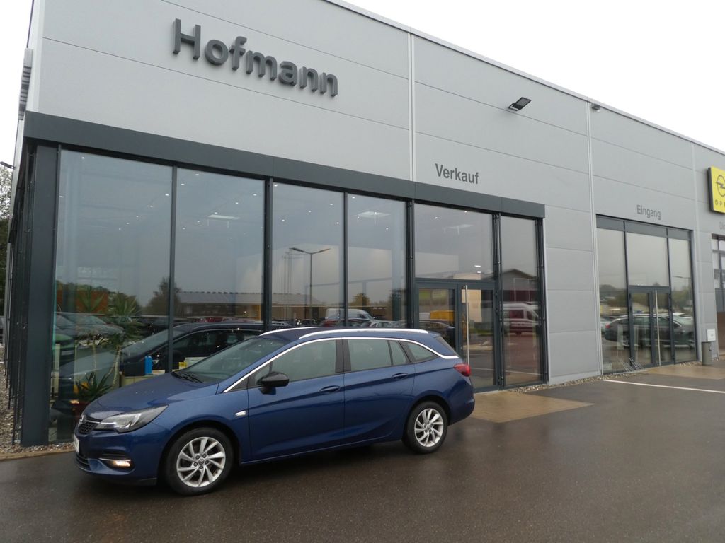Opel Astra 2022