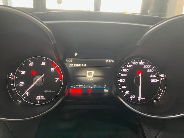 Alfa Romeo Giulia 2021