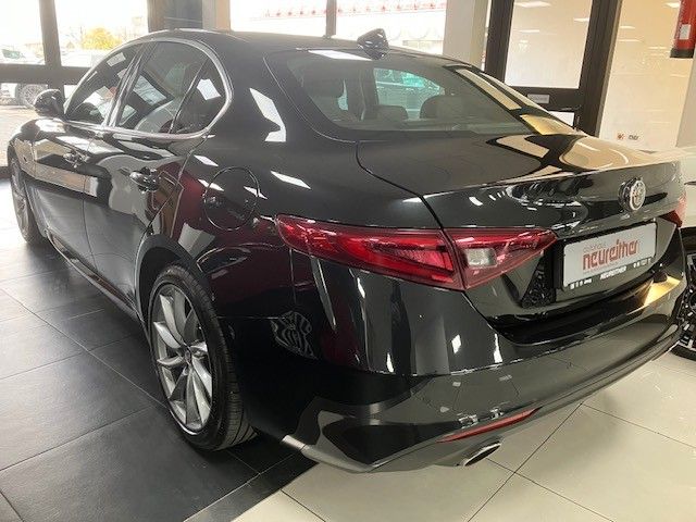 Alfa Romeo Giulia 2021