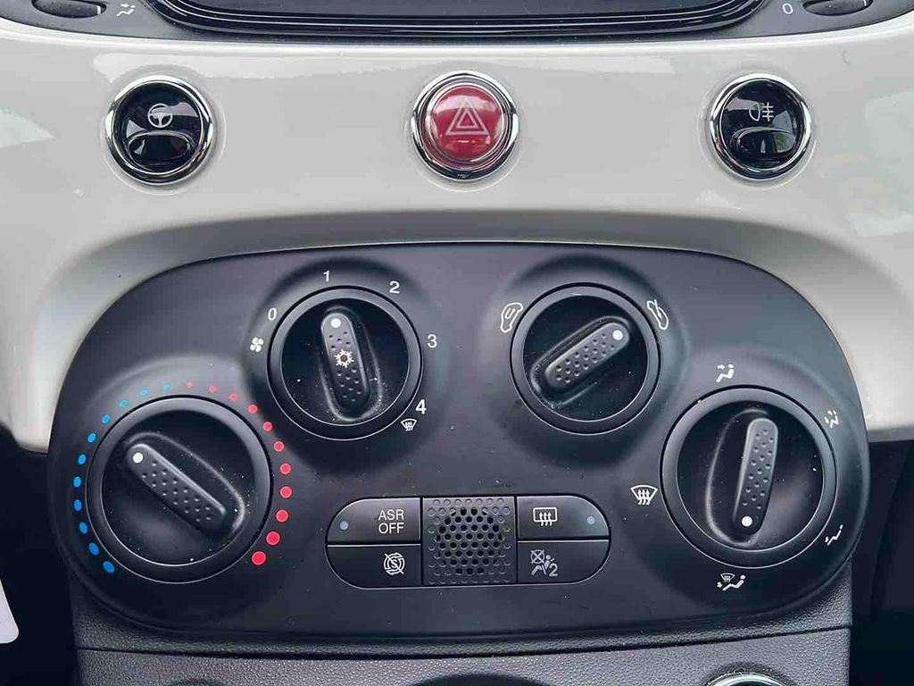 Fiat 500C 2023