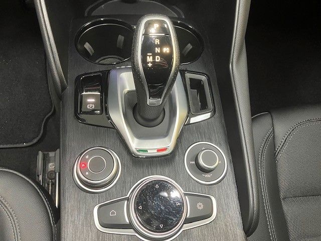 Alfa Romeo Giulia 2021