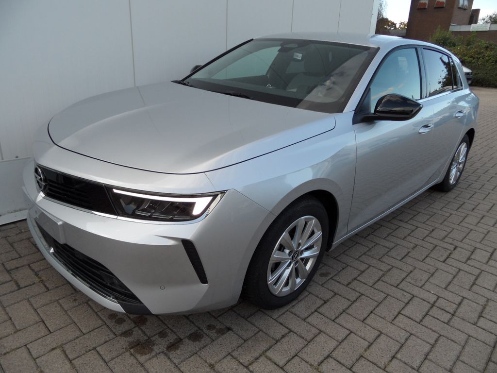 Opel Astra 2023