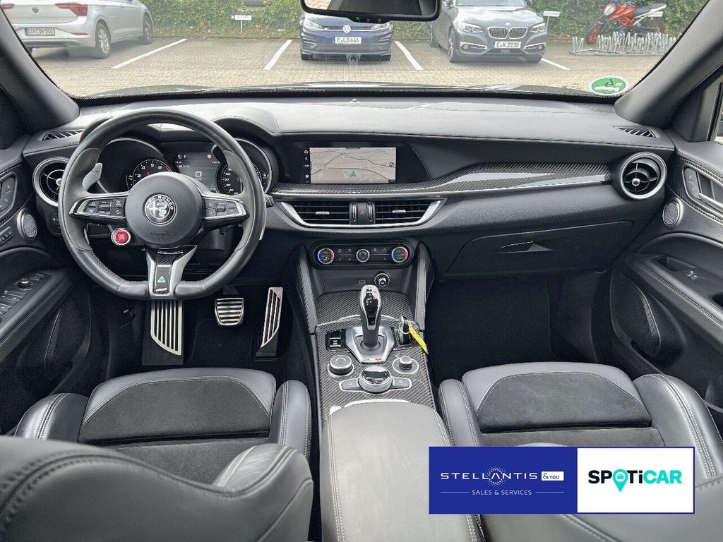 Alfa Romeo Stelvio 2021