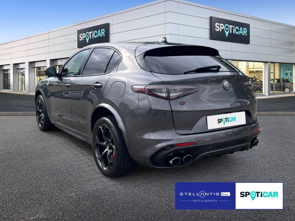 Alfa Romeo Stelvio 2021
