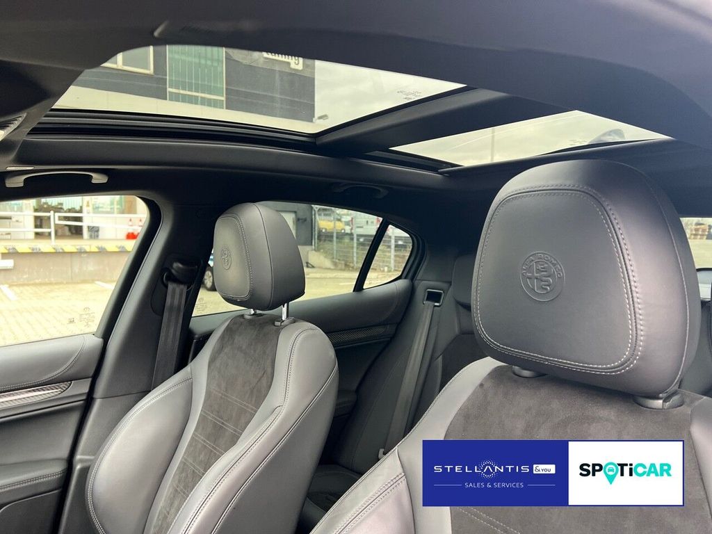 Alfa Romeo Stelvio 2021