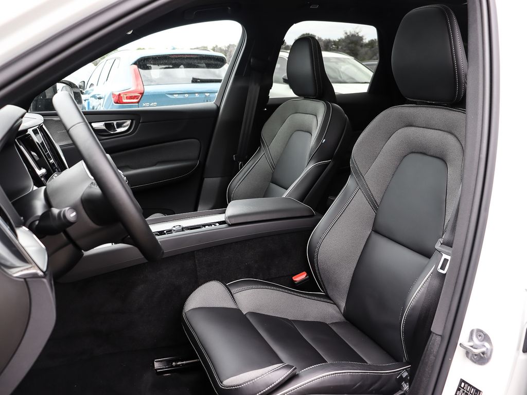 Volvo XC60 2024