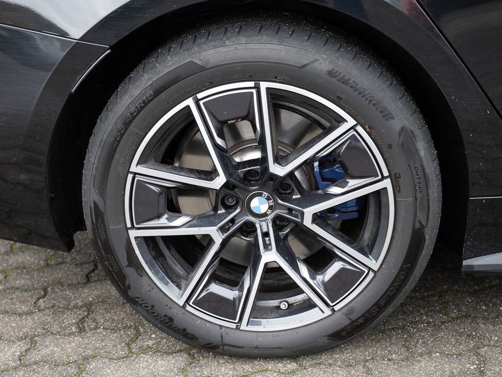 BMW i4 2024