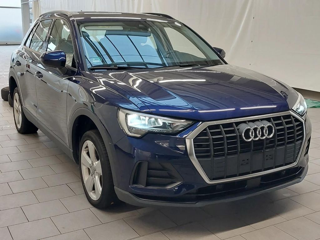 Audi Q3 2021