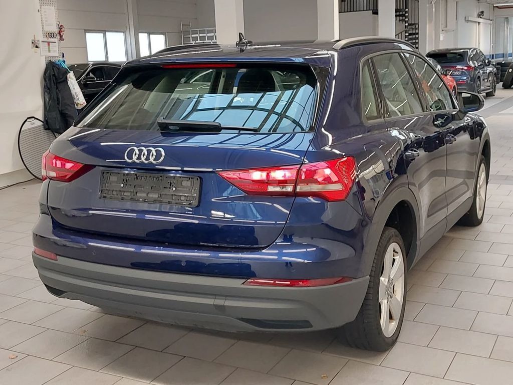 Audi Q3 2021