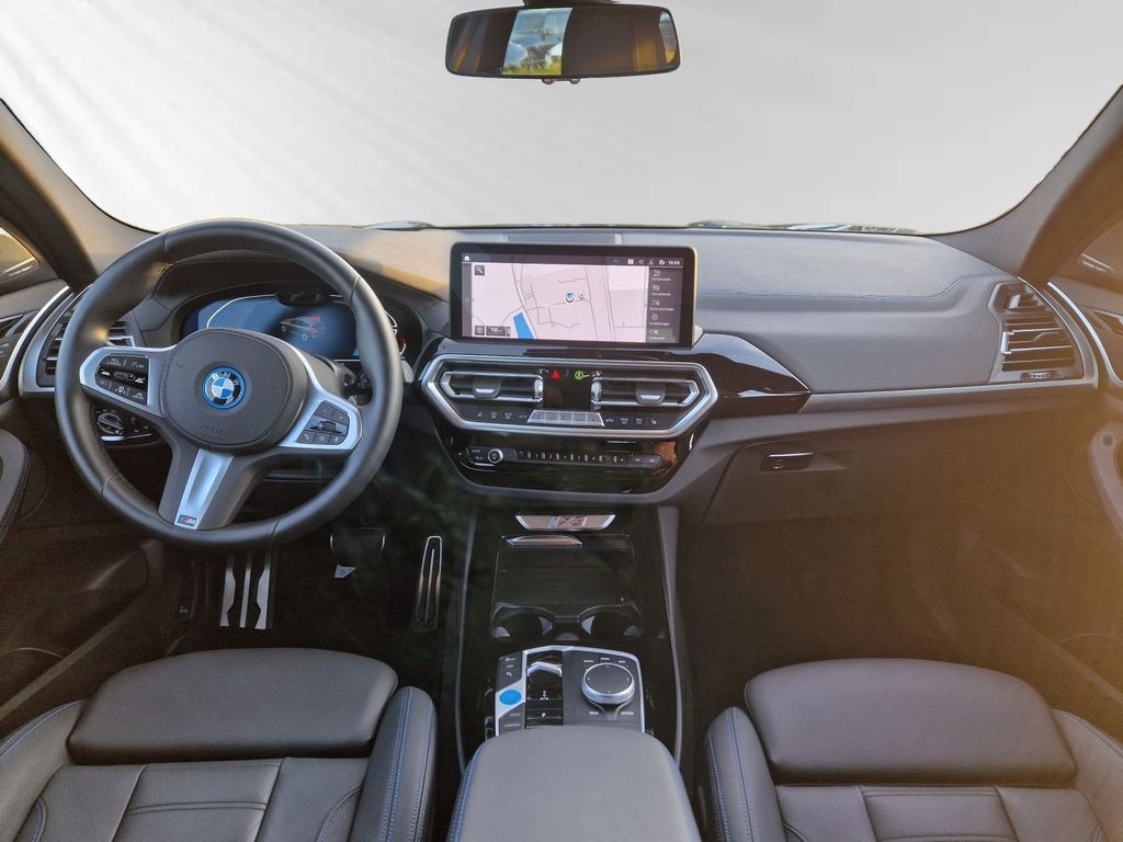 BMW iX3 2024