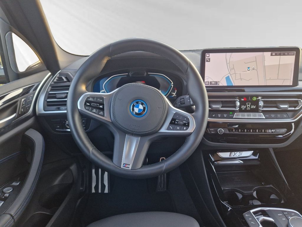 BMW iX3 2024
