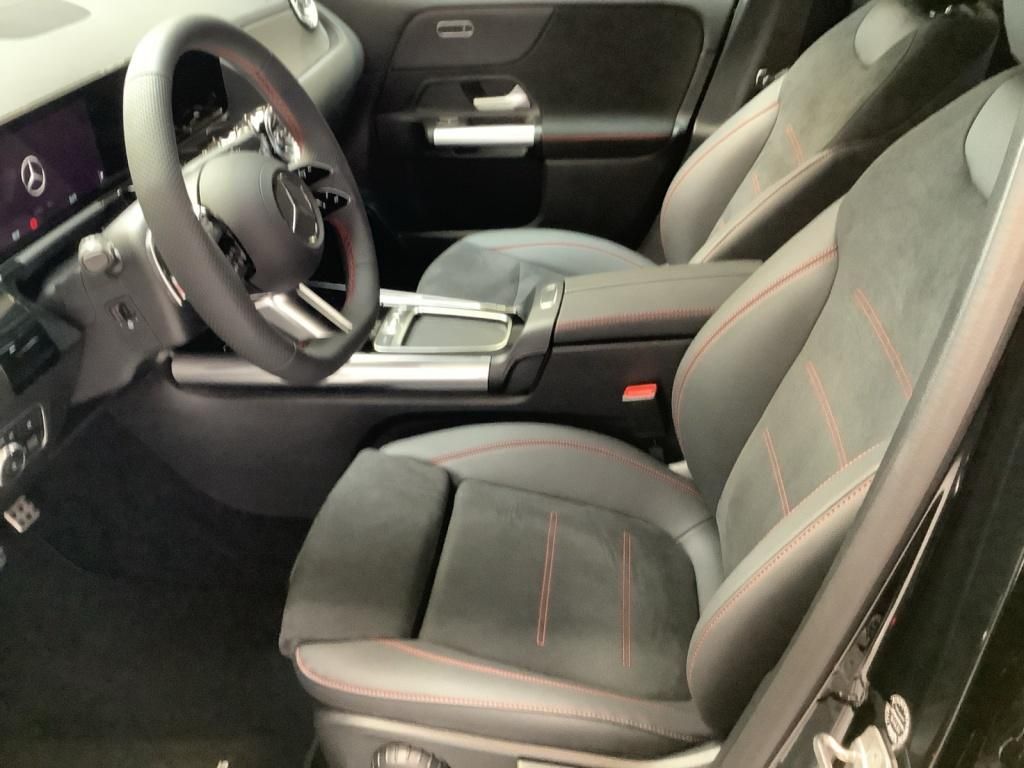 Mercedes-Benz GLA 250 2025