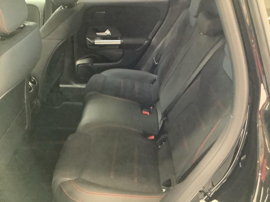 Mercedes-Benz GLA 250 2025