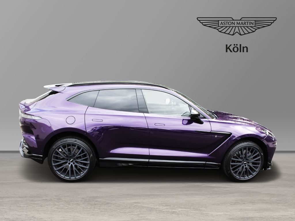 Aston Martin DBX 2024