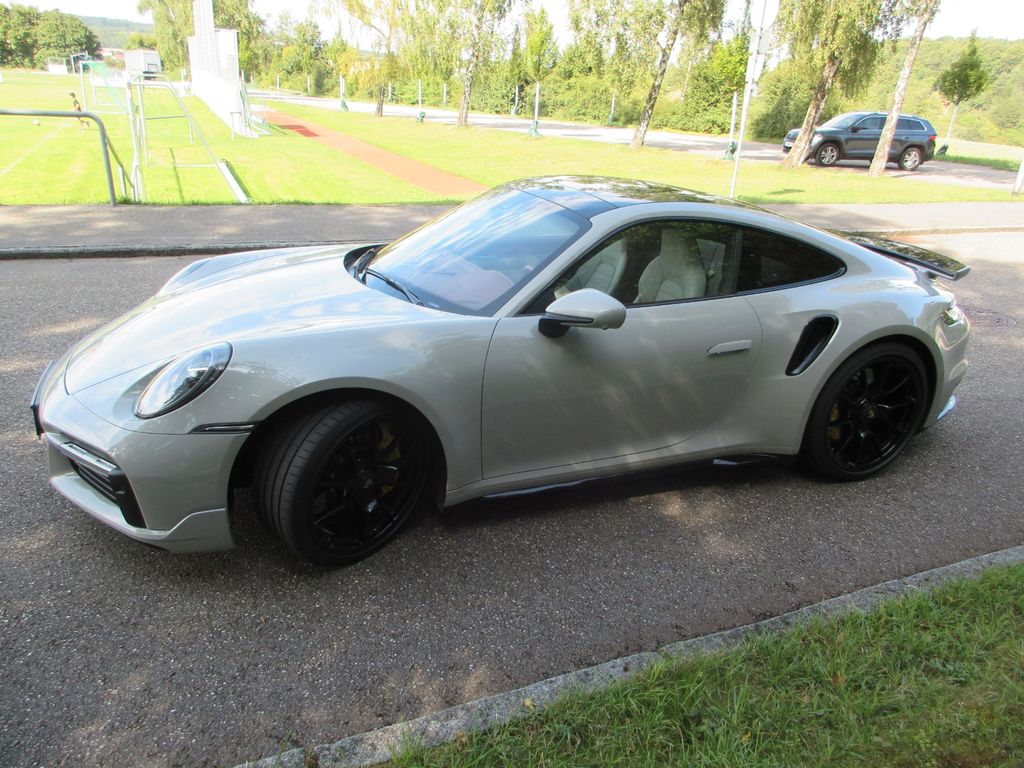 Porsche 992 2021