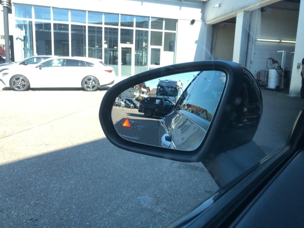 Mercedes-Benz CLA 200 2025