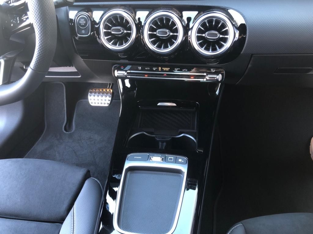 Mercedes-Benz CLA 200 2025