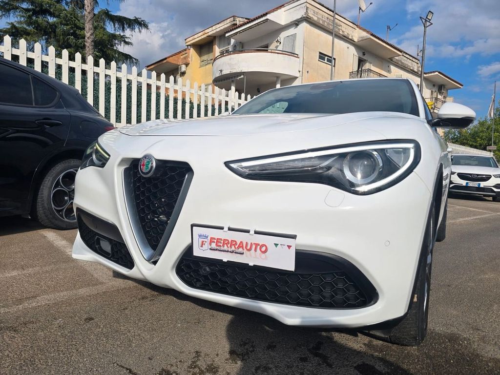 Alfa Romeo Stelvio 2022