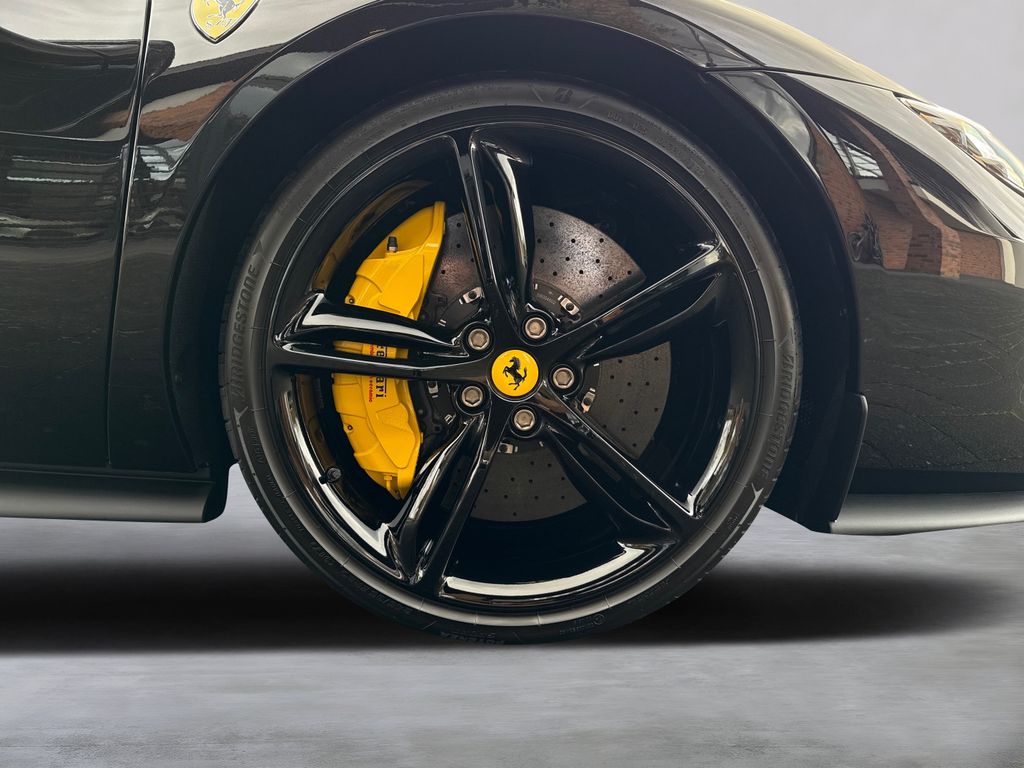 Ferrari 296 GTB 2025