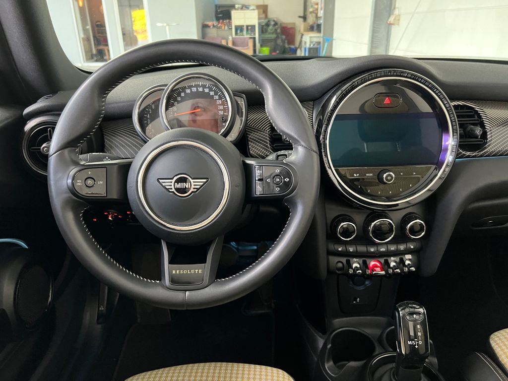 MINI Cooper Cabrio 2022