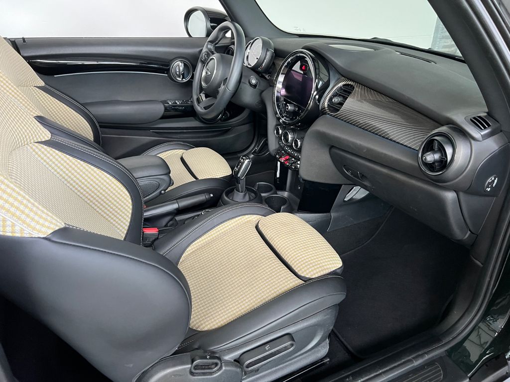 MINI Cooper Cabrio 2022