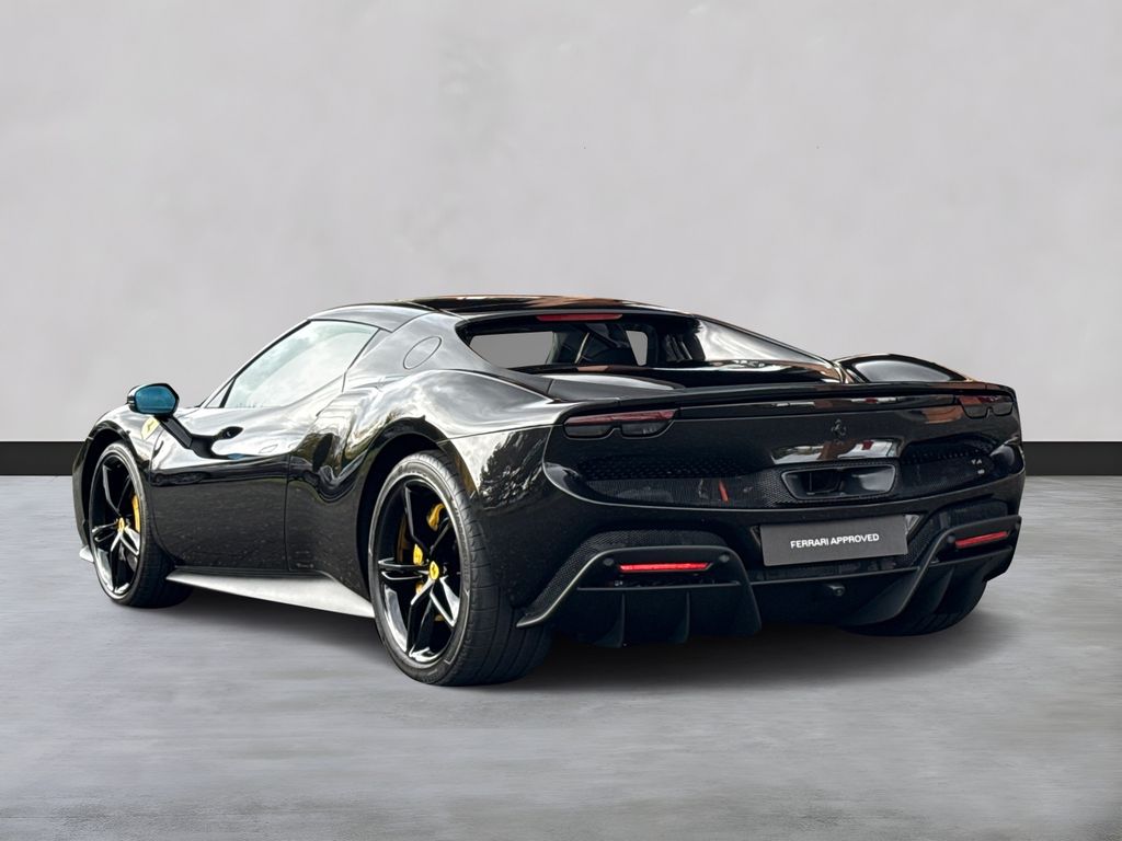 Ferrari 296 GTB 2025