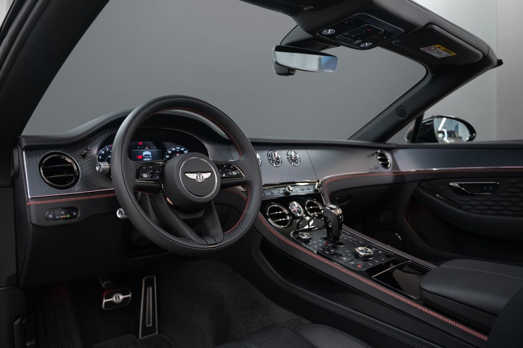 Bentley Continental GTC 2024