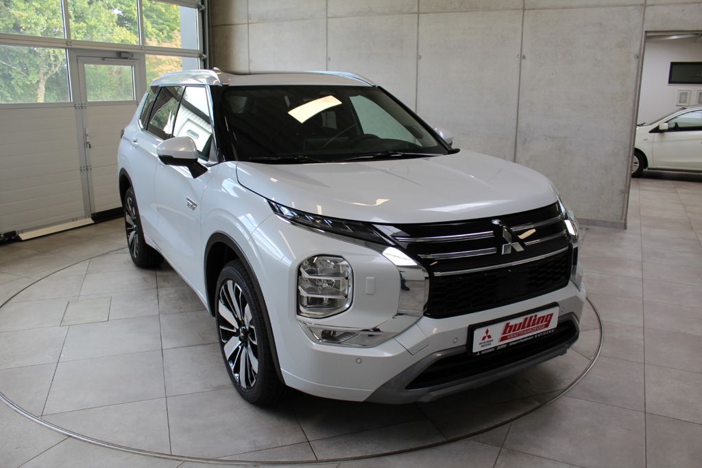 Mitsubishi Outlander 2025