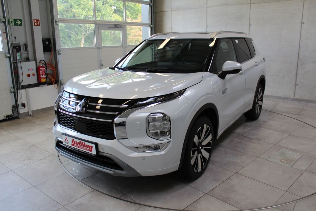 Mitsubishi Outlander 2025