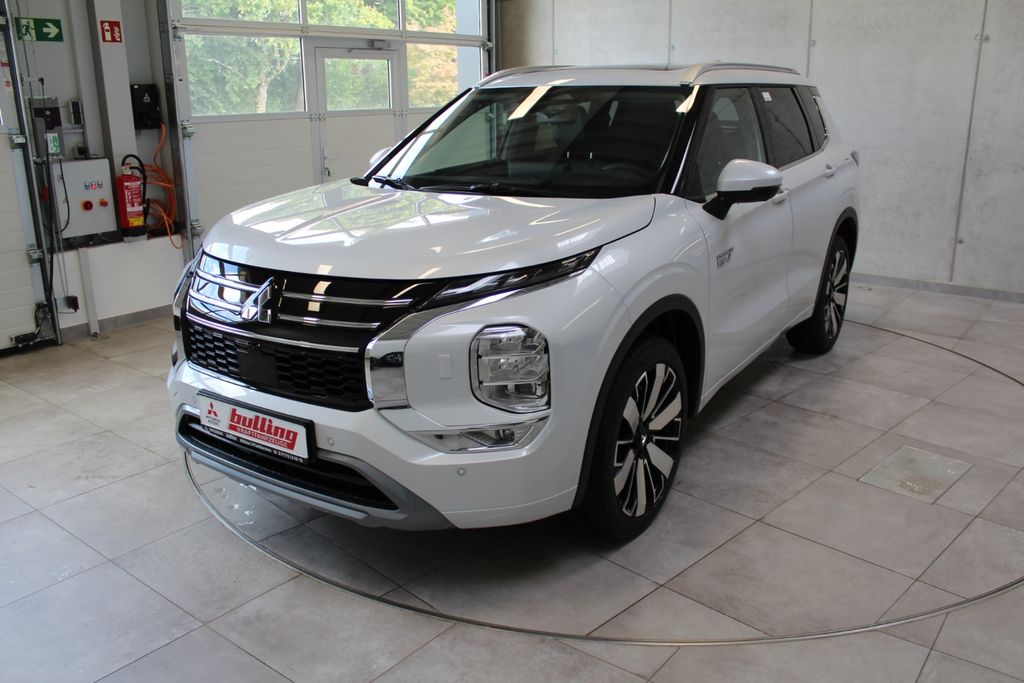 Mitsubishi Outlander 2025