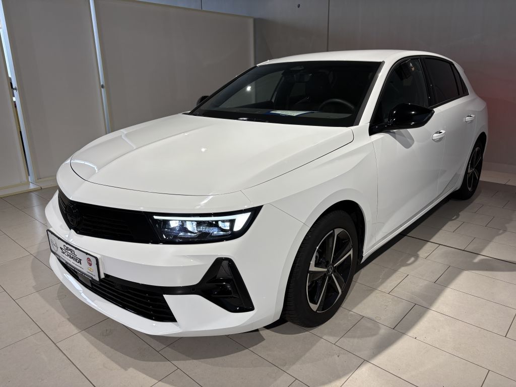 Opel Astra 2024